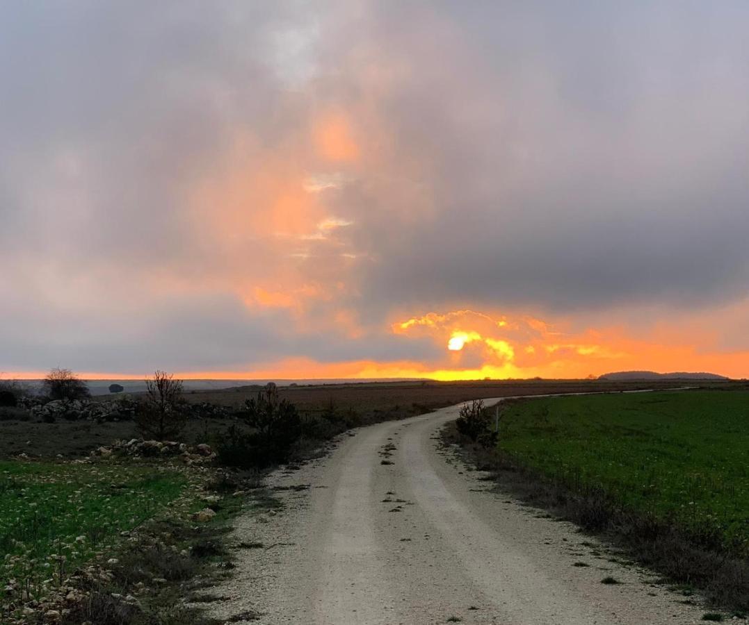 El Pecu Casa Rural Starfamiliar Bustillo Del Paramo Dış mekan fotoğraf