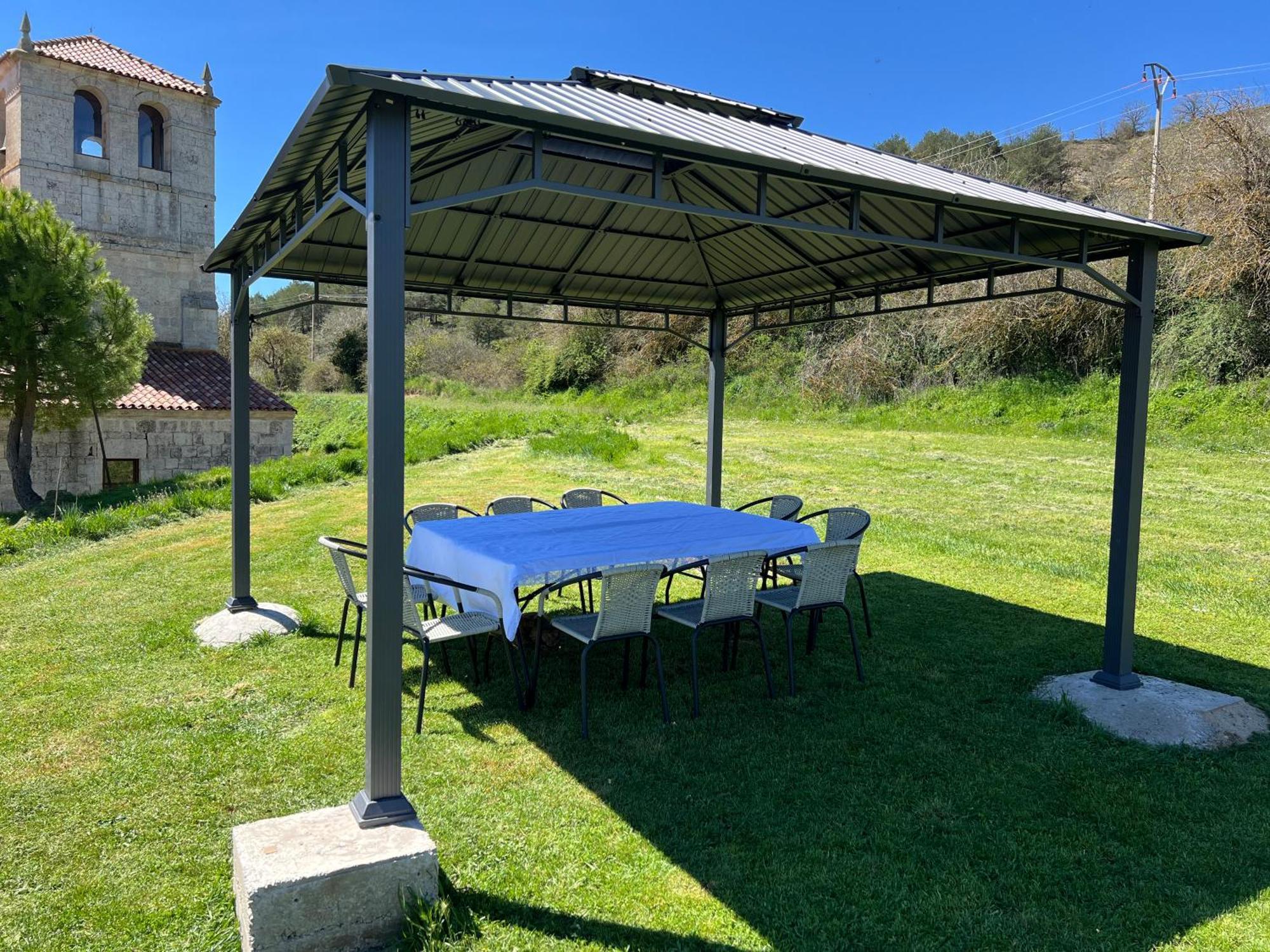 El Pecu Casa Rural Starfamiliar Bustillo Del Paramo Dış mekan fotoğraf